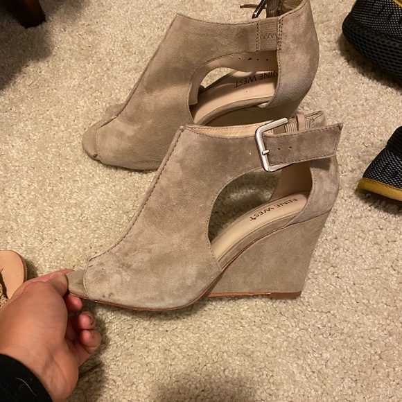 Nude Nine West Wedges - Picture 2 of 4